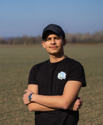 Gyenis Kristóf - Szabadúszó webdesigner, grafikus és fényképész Székesfehérvárról